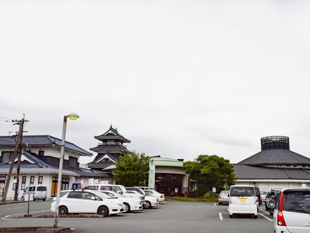 Отель Shichijo Onsen Dome Kikuchi Экстерьер фото
